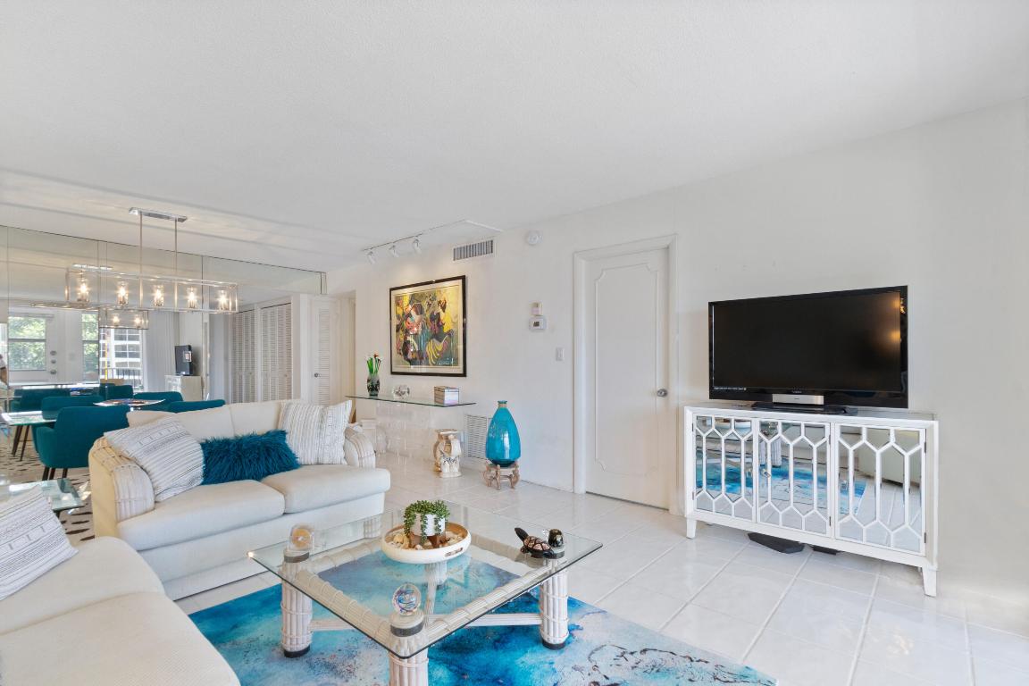 SAN REMO CONDO - Residential