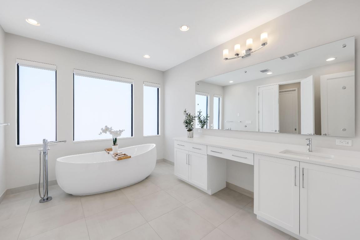 BOCA RATON GOLF COURSE PUD - Residential Lease