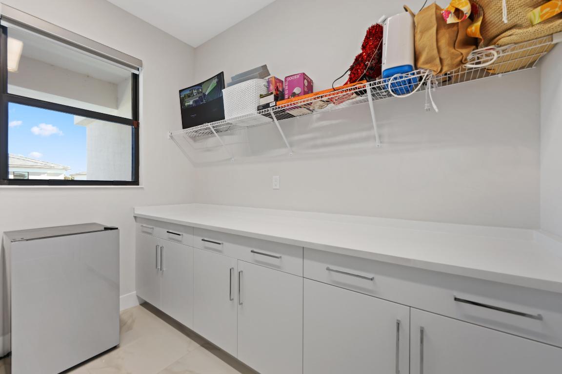 BOCA RATON GOLF COURSE PUD - Residential Lease