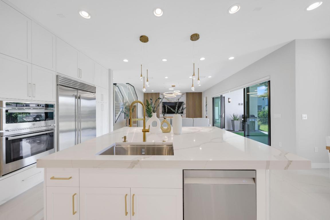 BOCA RATON GOLF COURSE PUD - Residential Lease