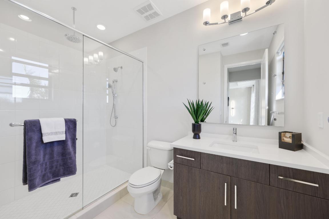 BOCA RATON GOLF COURSE PUD - Residential Lease