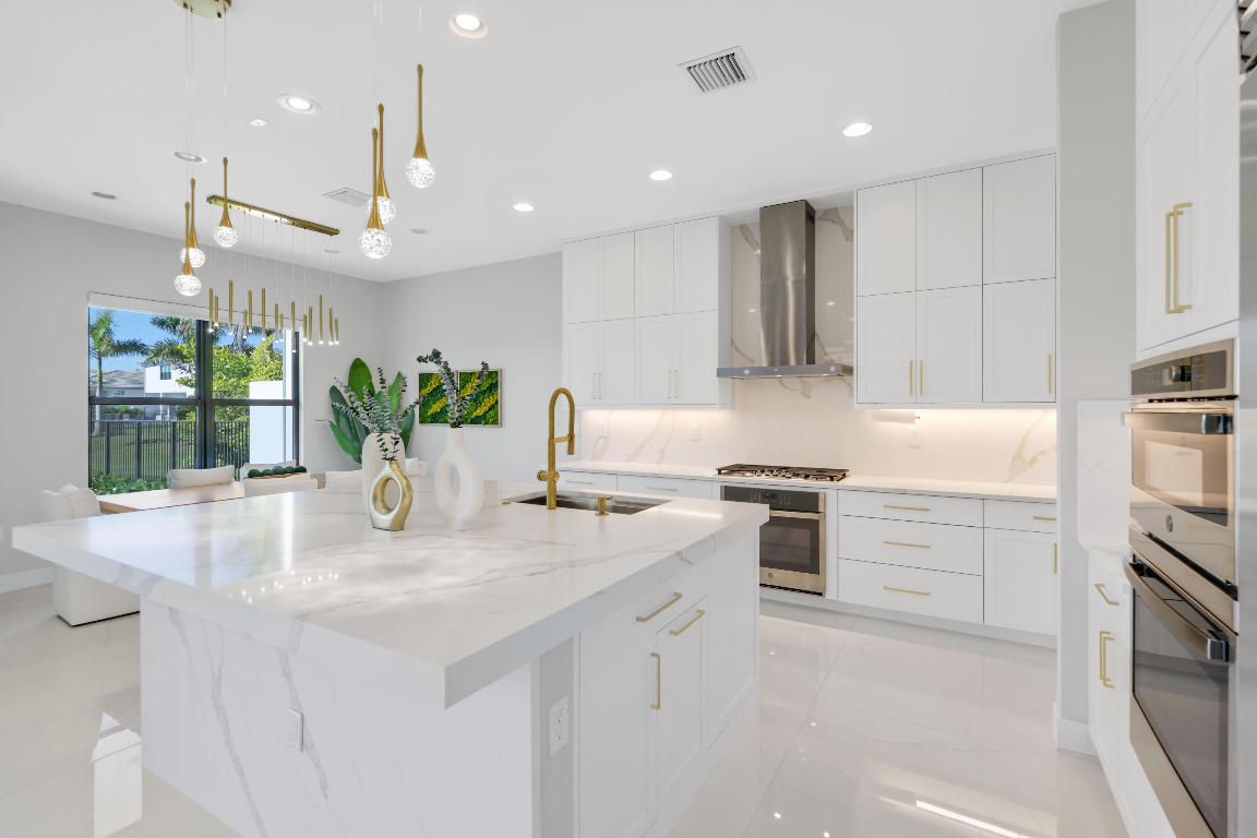 BOCA RATON GOLF COURSE PUD - Residential Lease