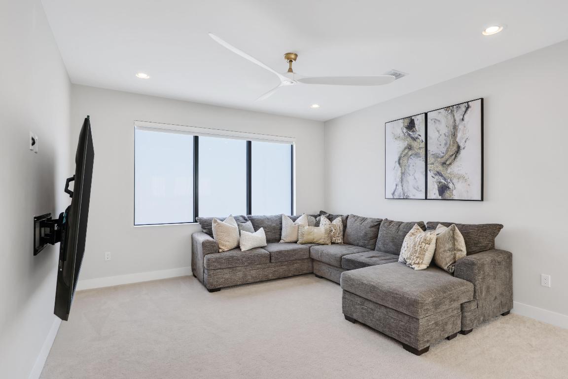 BOCA RATON GOLF COURSE PUD - Residential Lease