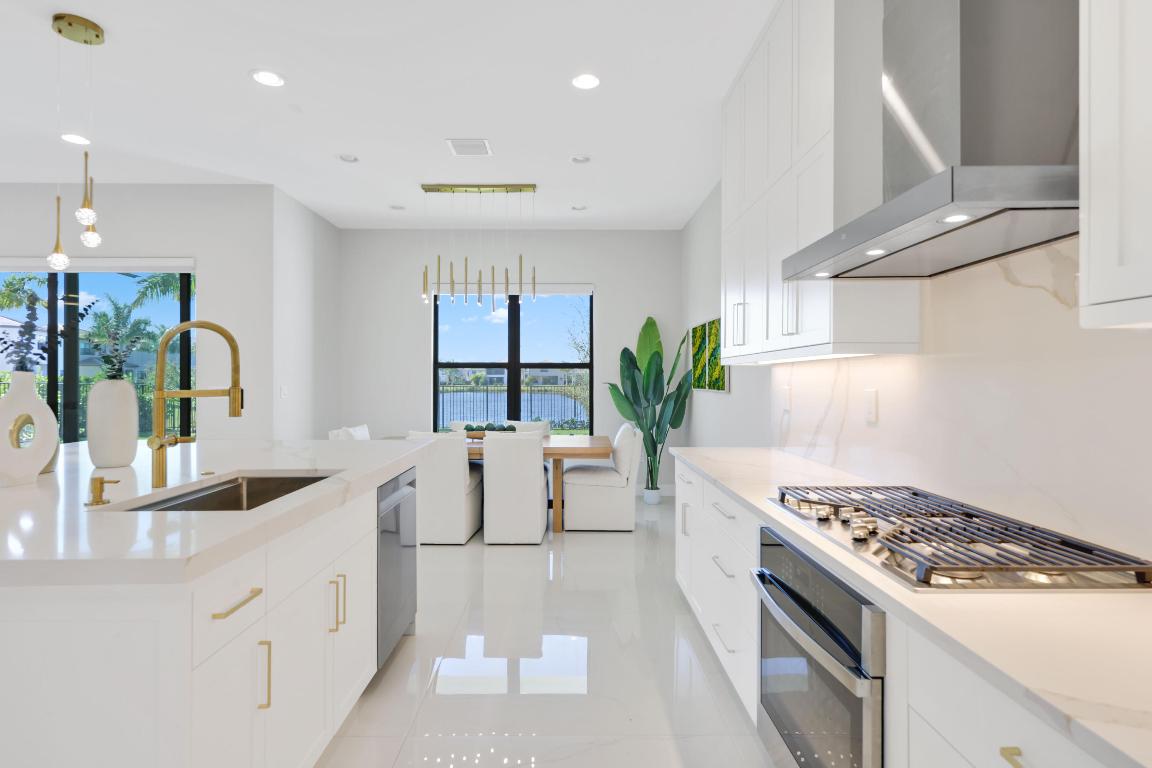 BOCA RATON GOLF COURSE PUD - Residential Lease