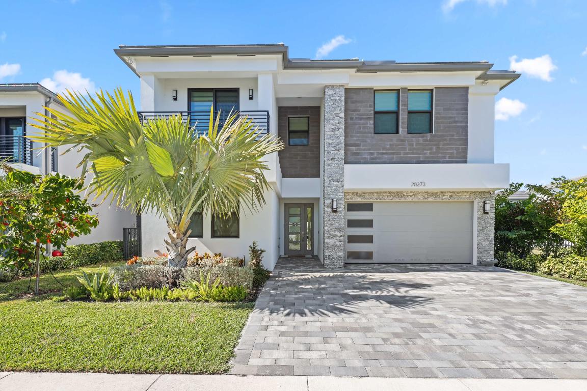 BOCA RATON GOLF COURSE PUD - Residential Lease