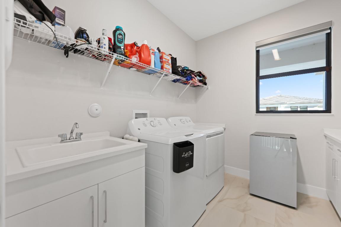 BOCA RATON GOLF COURSE PUD - Residential Lease