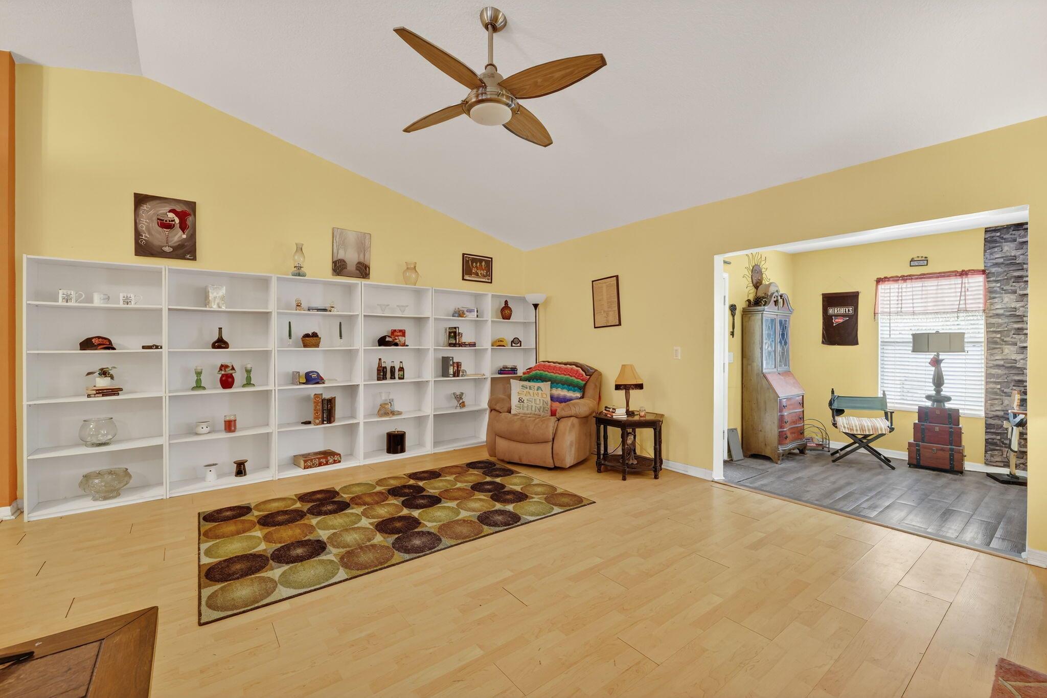 PORT ST LUCIE SECTION 13 - Residential