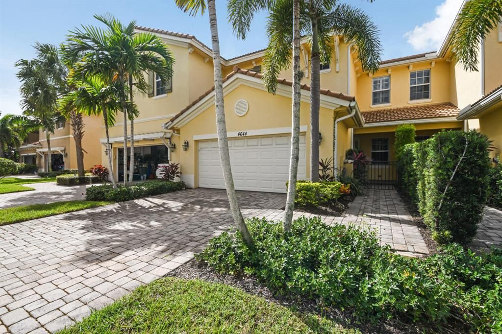 Photo of 4644 Cadiz Circle, Palm Beach Gardens, FL 33418 (MLS # R10766675)