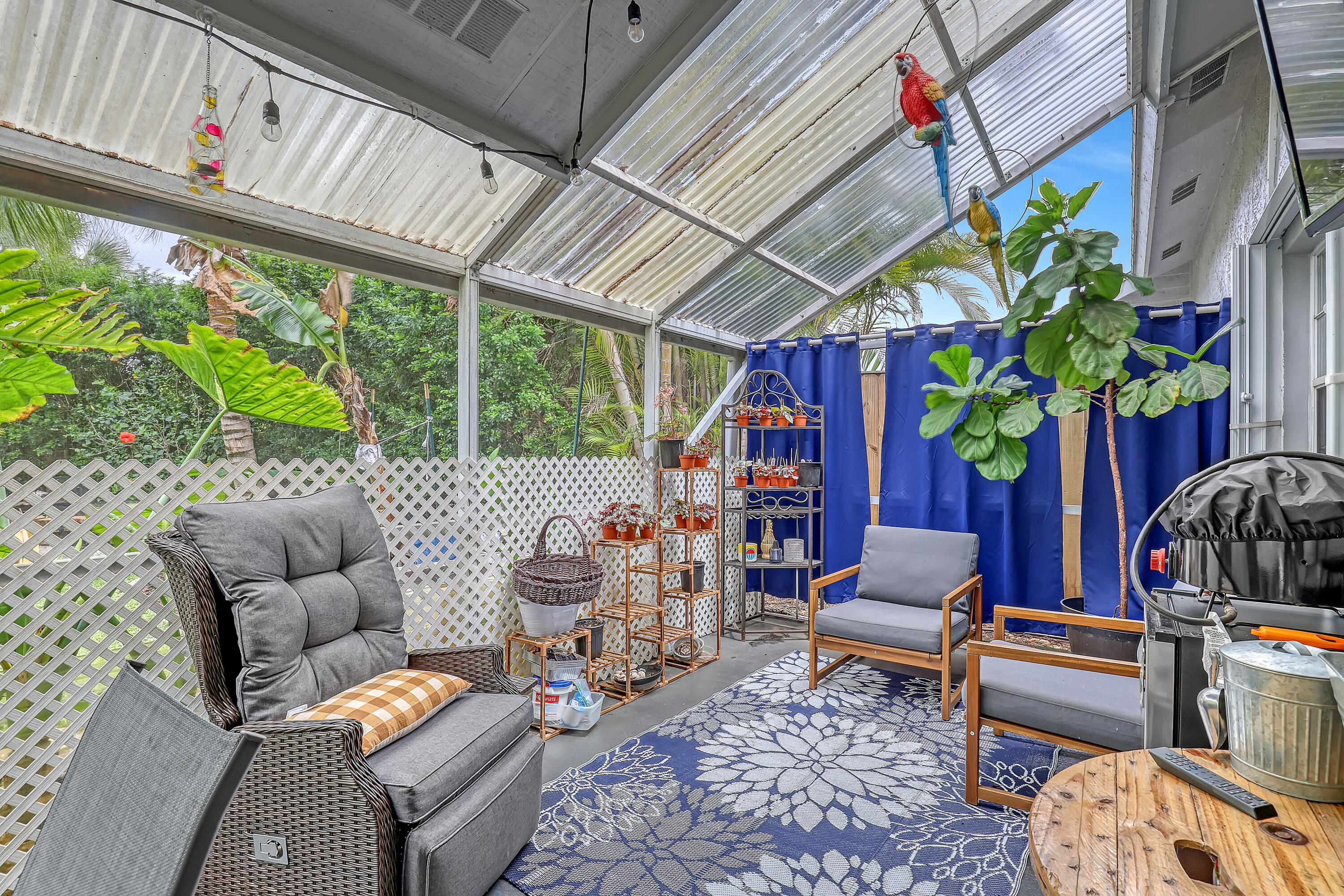 MANOR HOMES OF EMERALD FOREST OF WELLINGTON - Residential