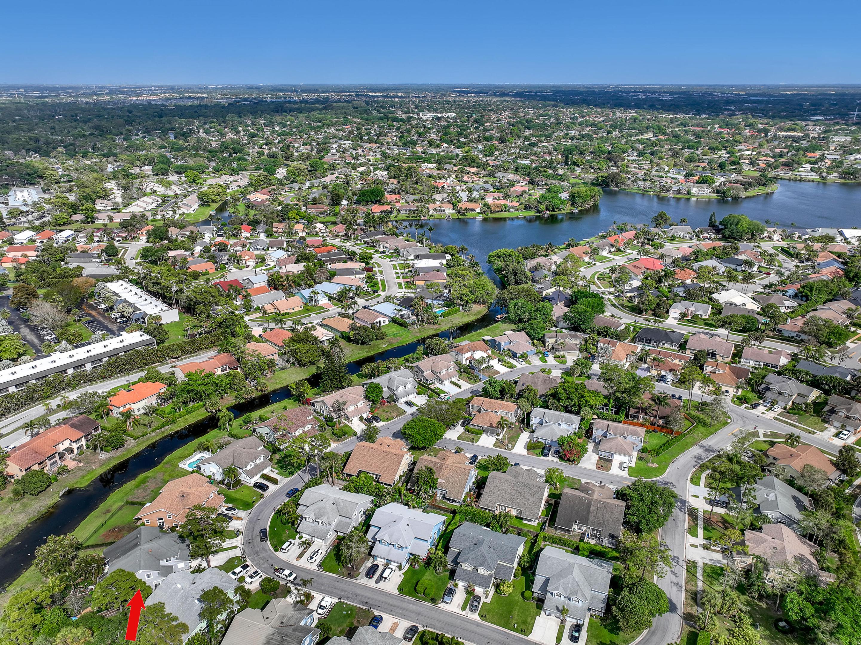 MANOR HOMES OF EMERALD FOREST OF WELLINGTON - Residential