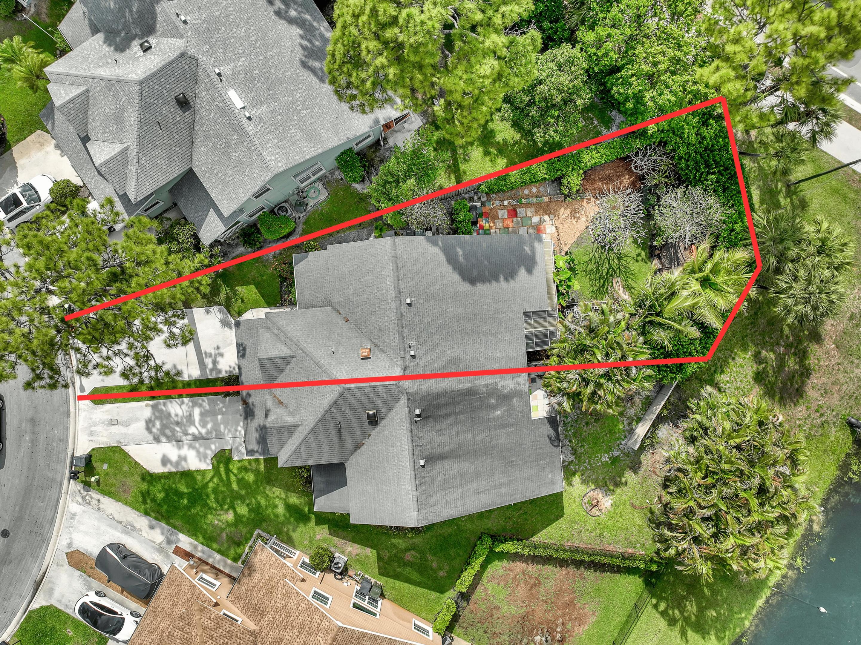 MANOR HOMES OF EMERALD FOREST OF WELLINGTON - Residential