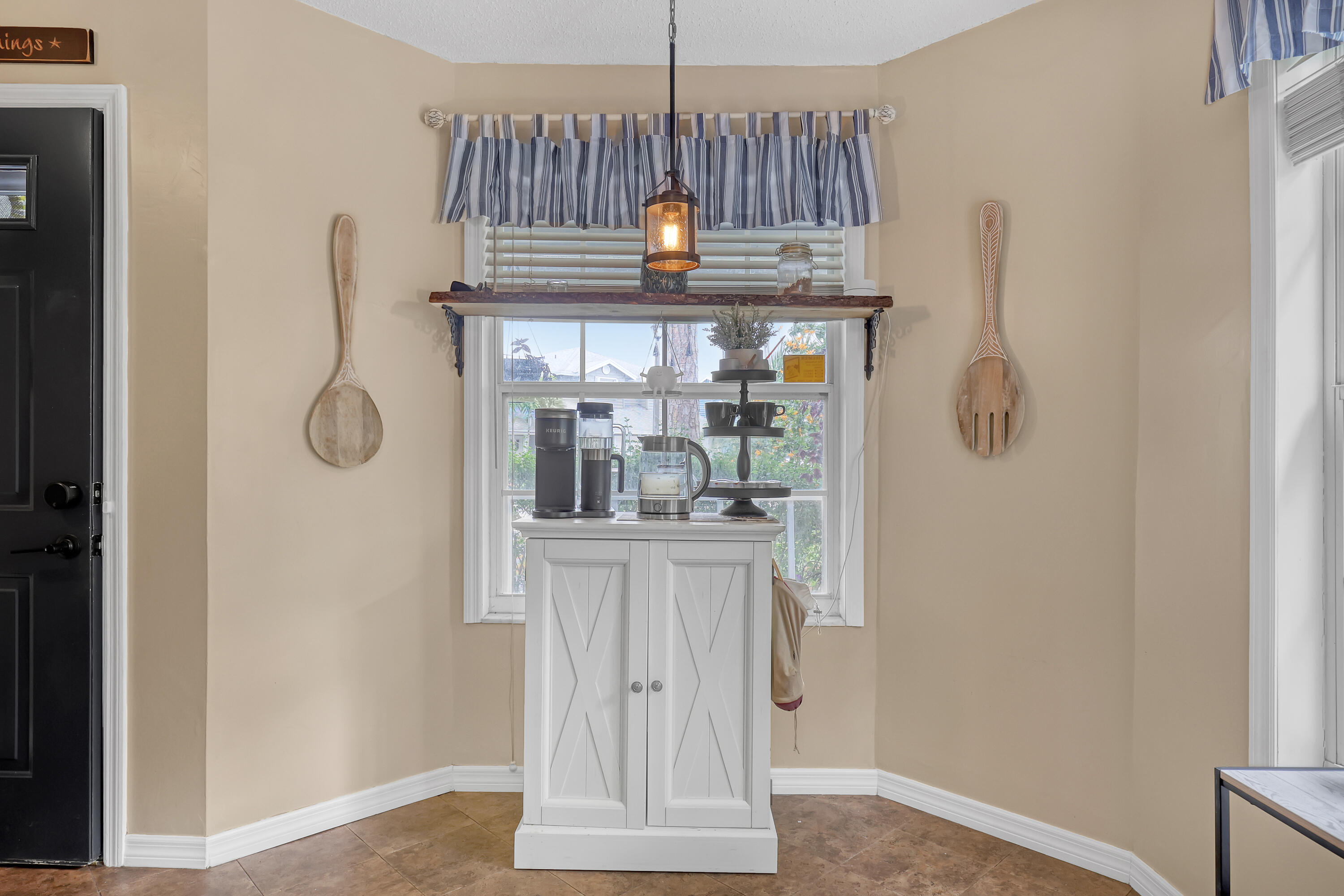 MANOR HOMES OF EMERALD FOREST OF WELLINGTON - Residential