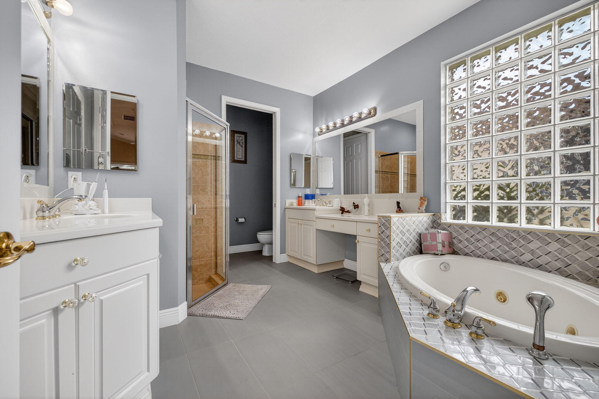 SECOND REPLAT OF PORTOFINO ISLES - Residential