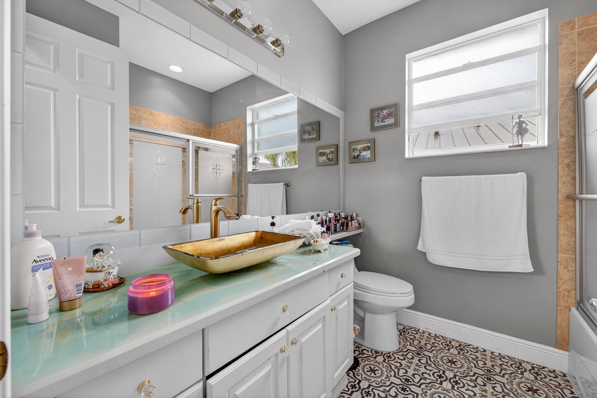 SECOND REPLAT OF PORTOFINO ISLES - Residential