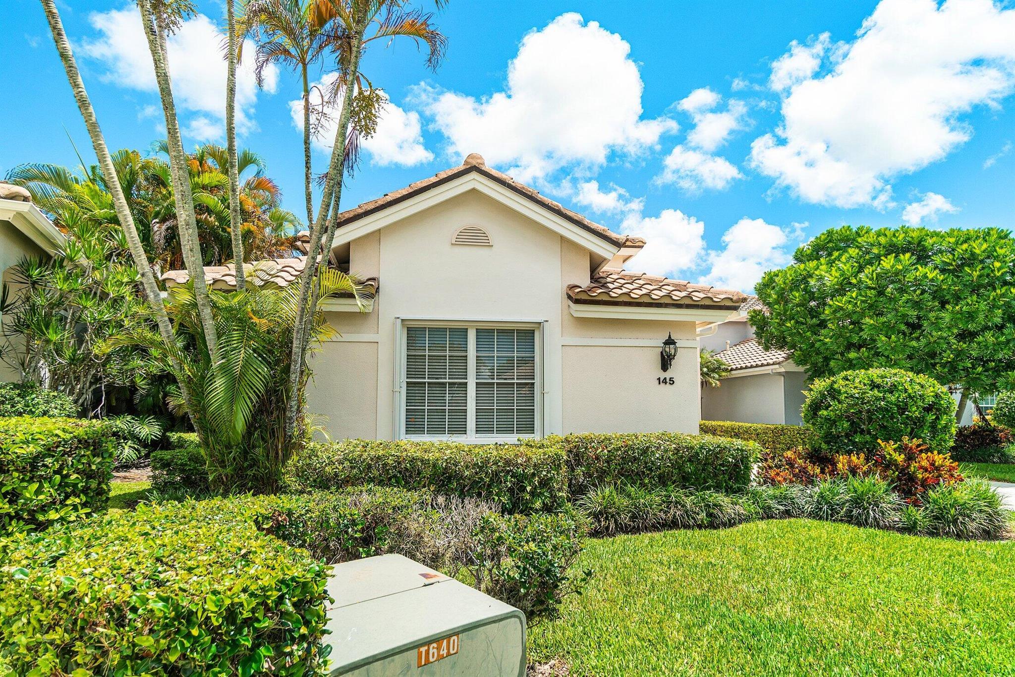 PGA RESORT COMMUNITY OF E - Residential Lease