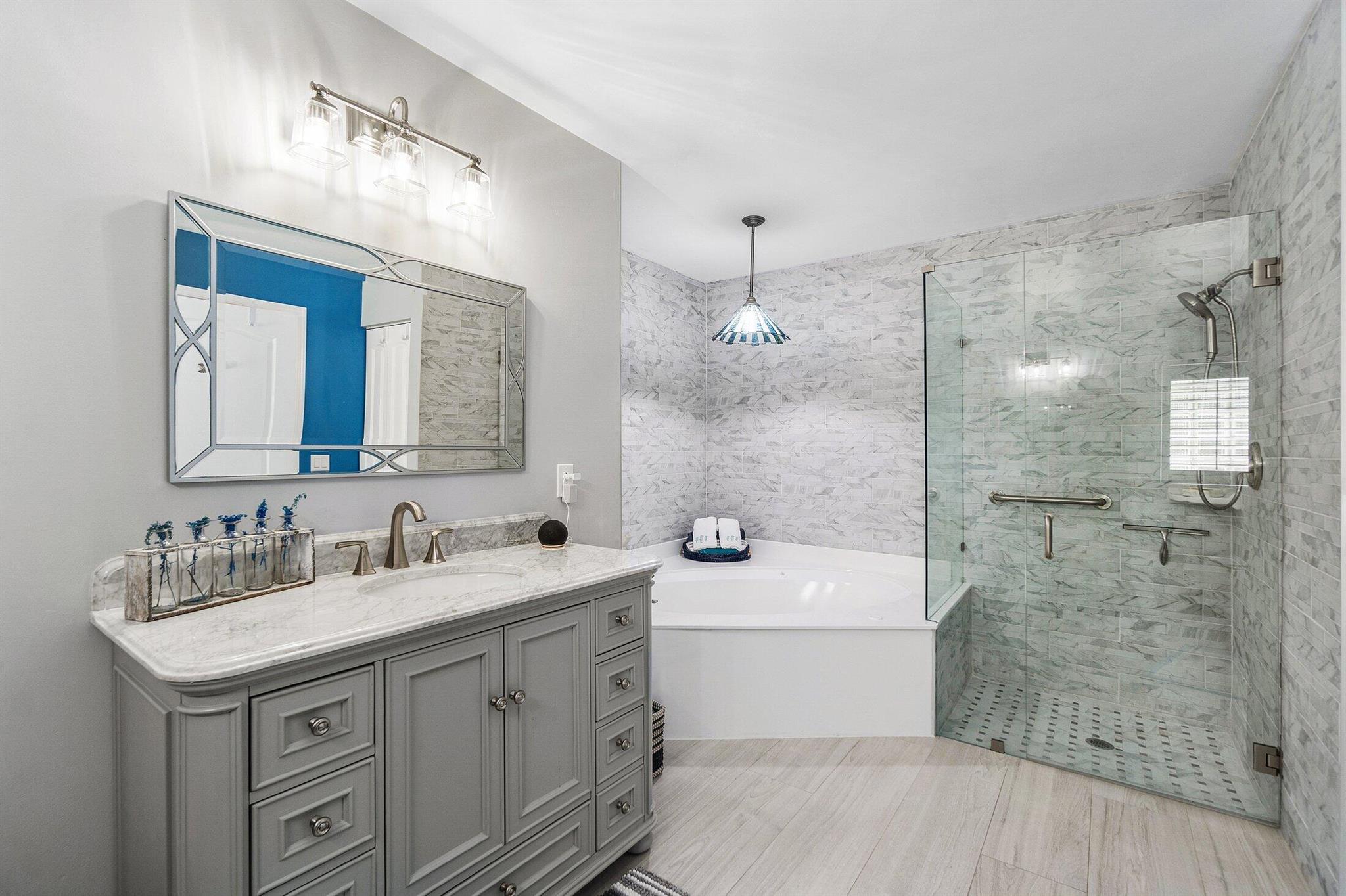 PGA RESORT COMMUNITY OF E - Residential Lease