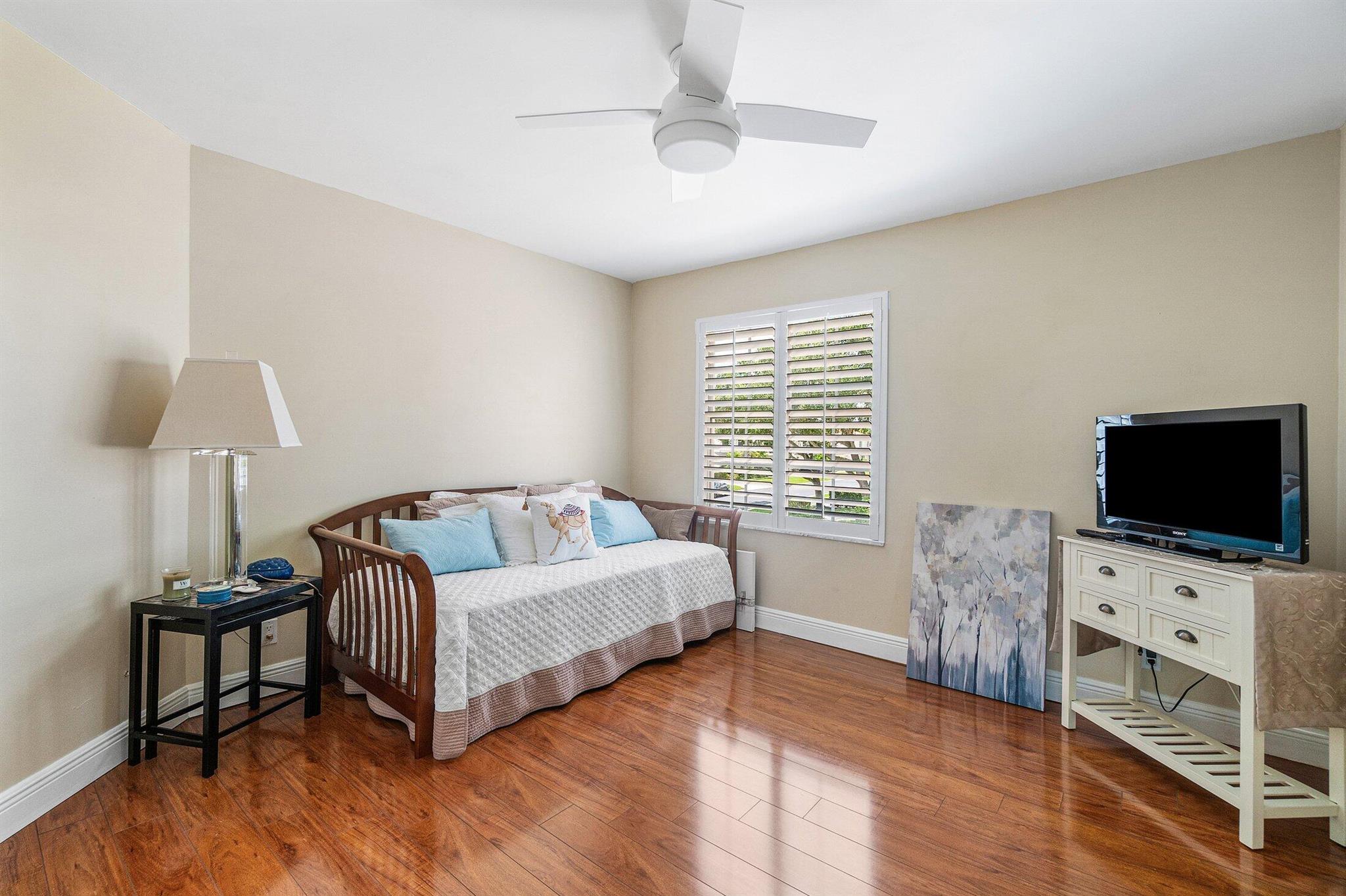 PGA RESORT COMMUNITY OF E - Residential Lease