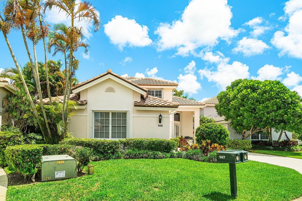 Photo of 145 Eagleton Court, Palm Beach Gardens, FL 33418 (MLS # R11132106)