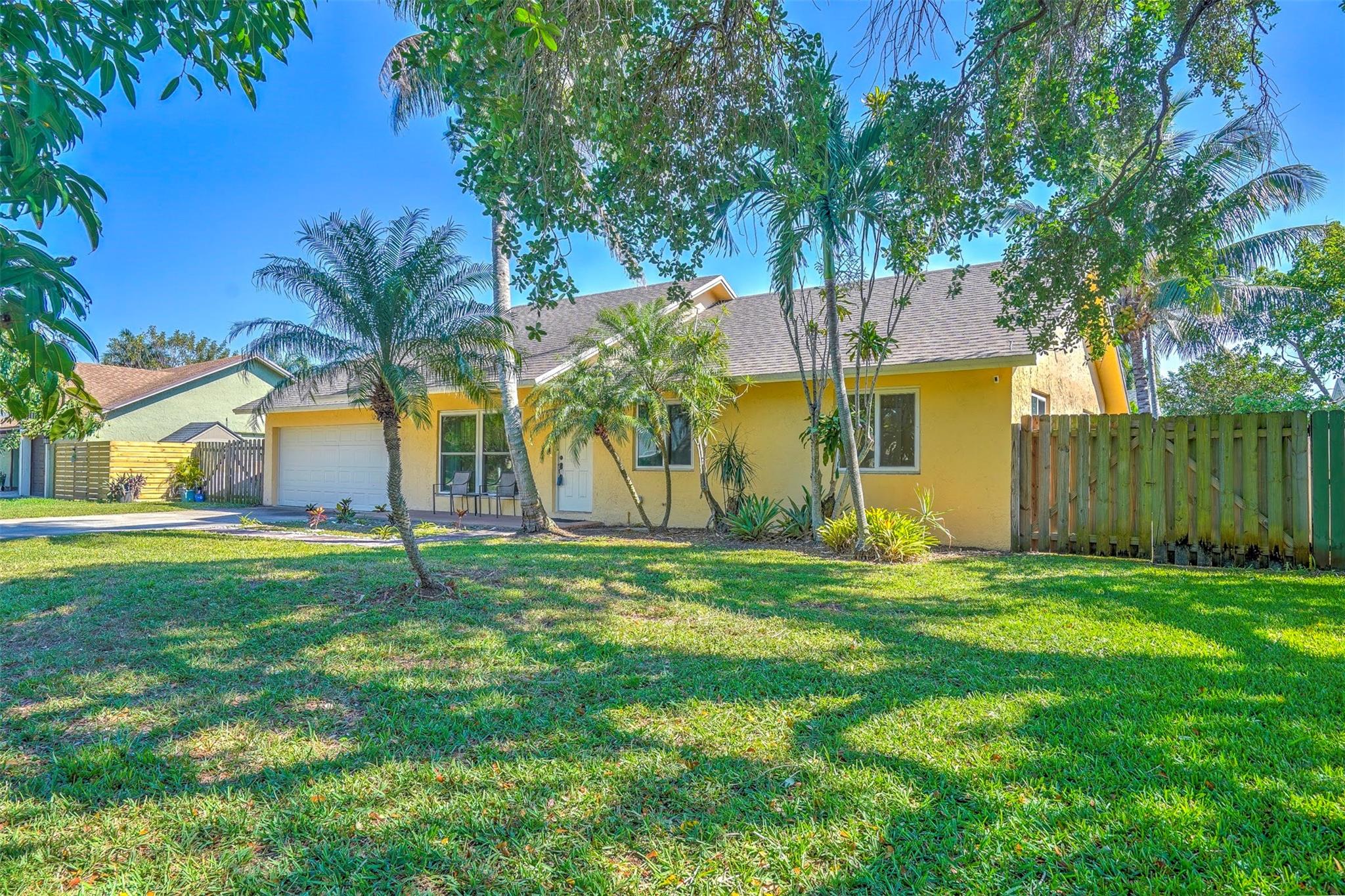 1386 Fulmar Dr