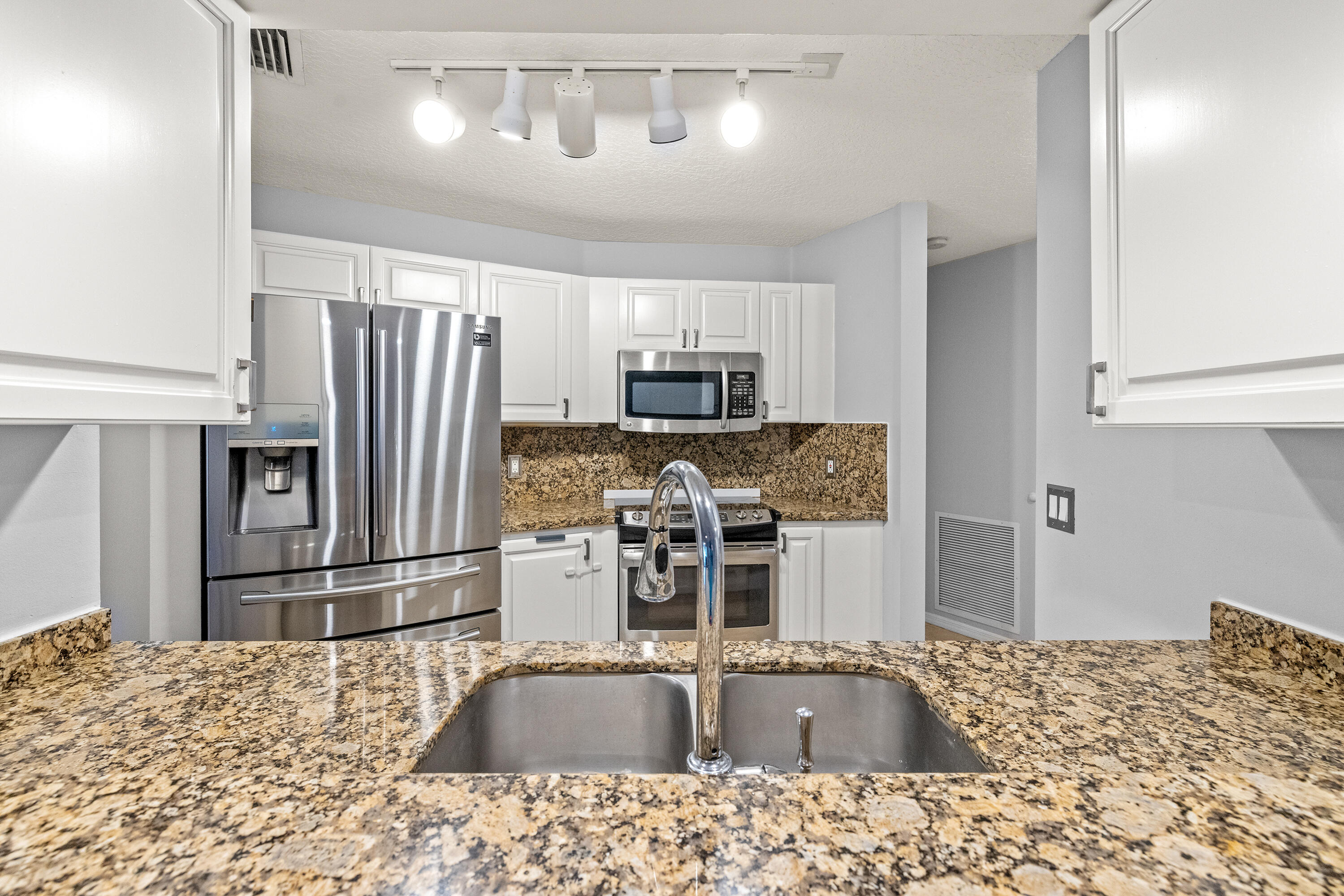 WOODBINE PAR B - Residential