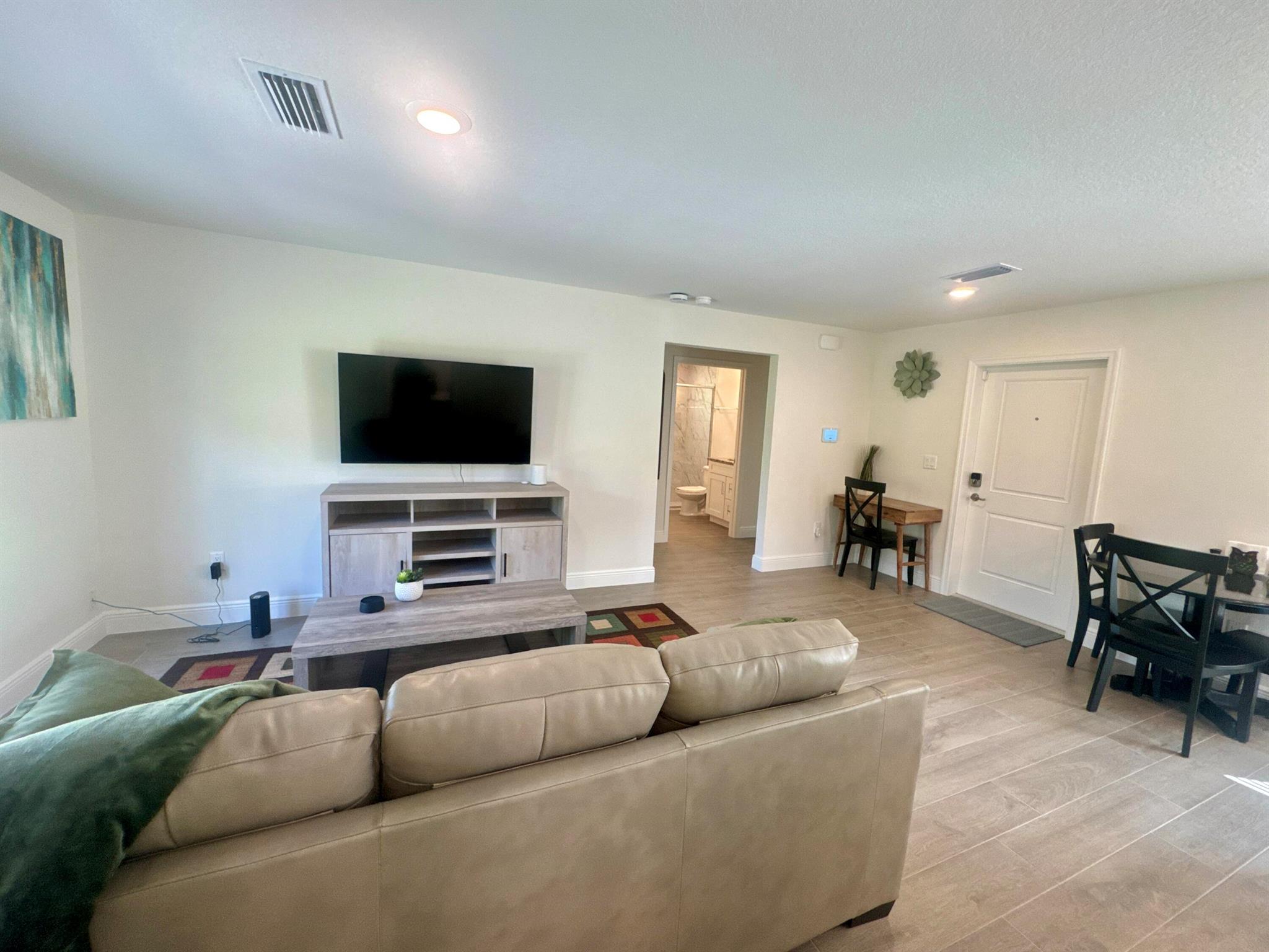 PINEWOOD EAST OF WELLINGT - Residential Lease