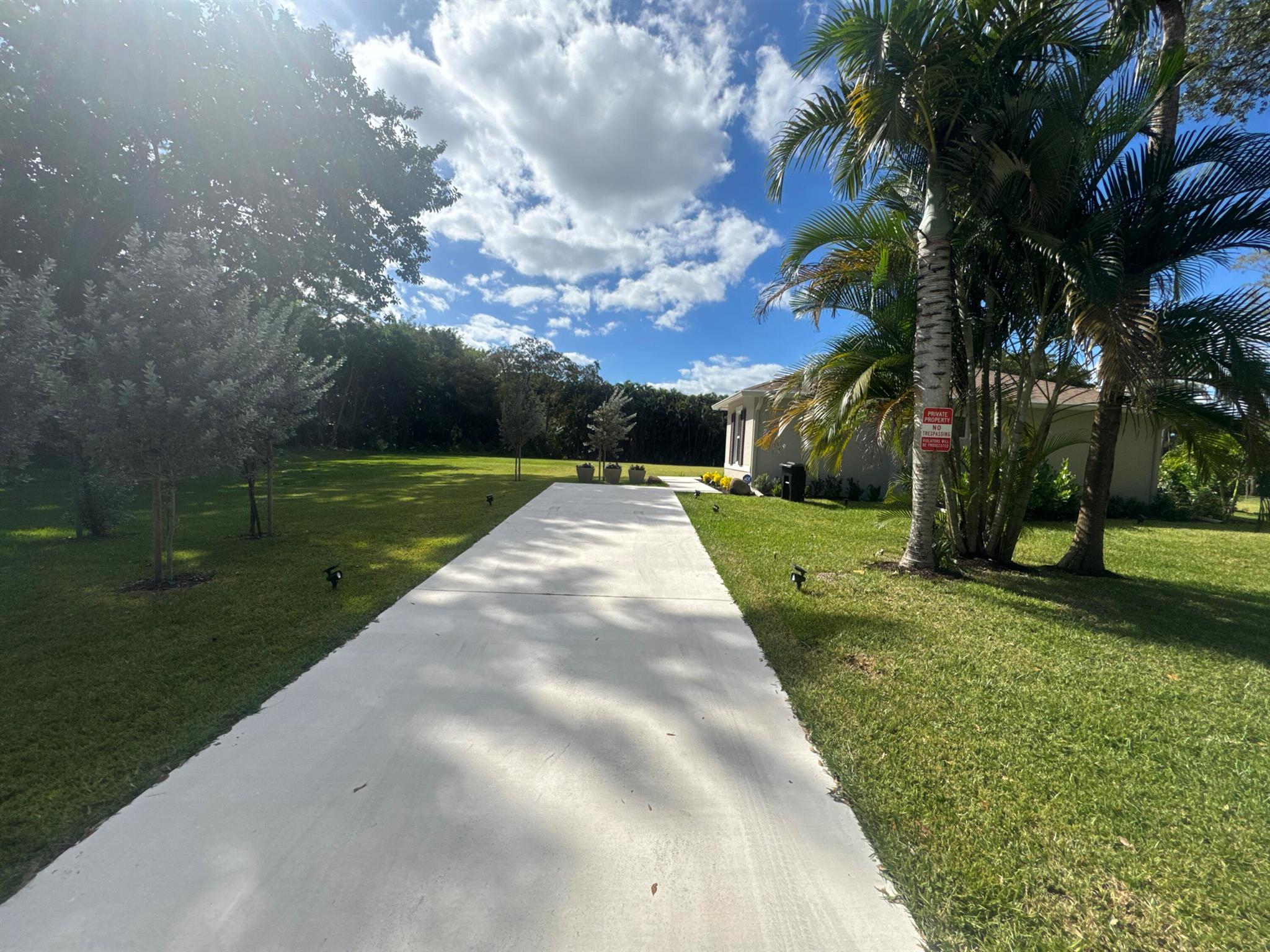 PINEWOOD EAST OF WELLINGT - Residential Lease