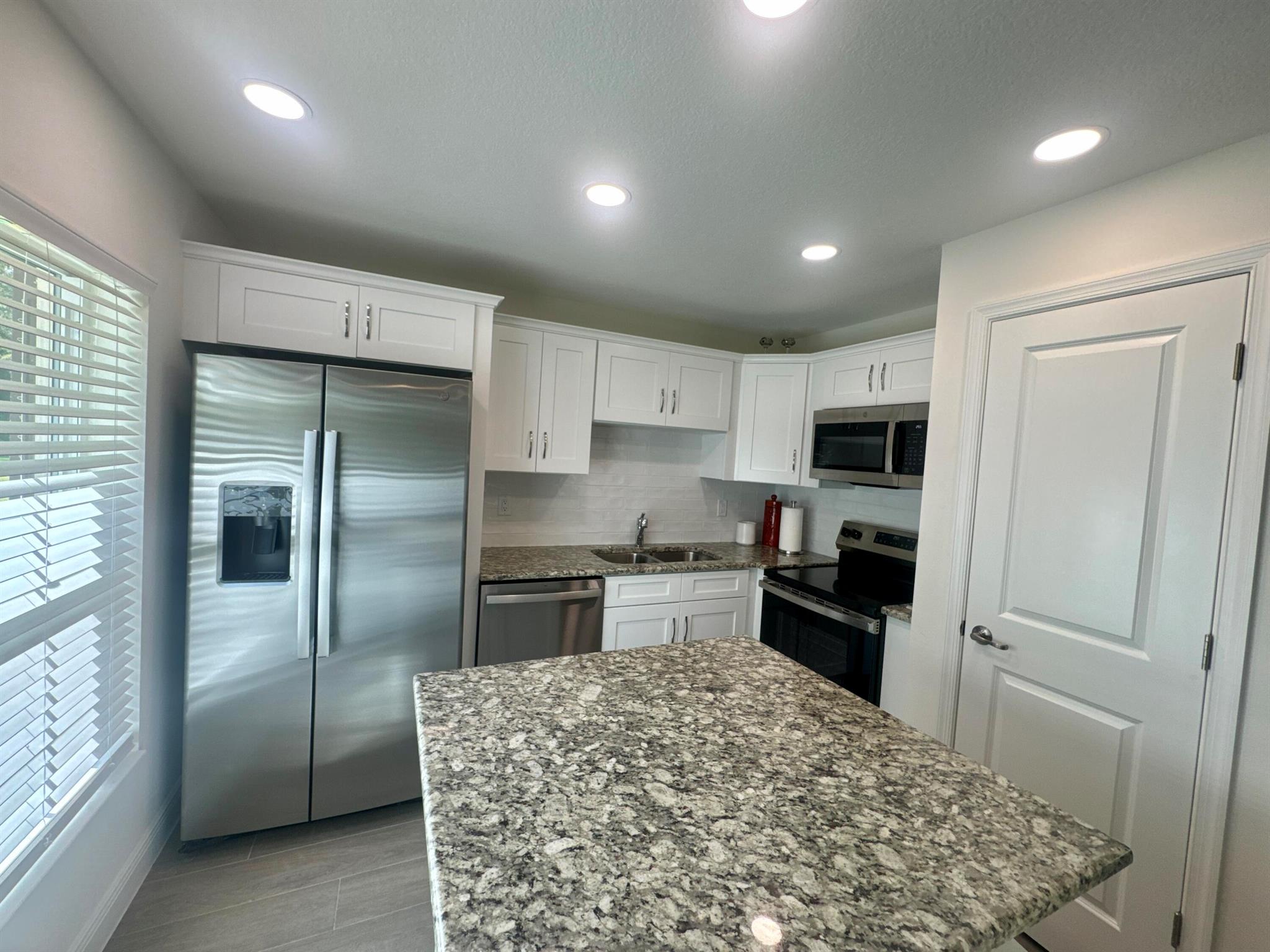 PINEWOOD EAST OF WELLINGT - Residential Lease