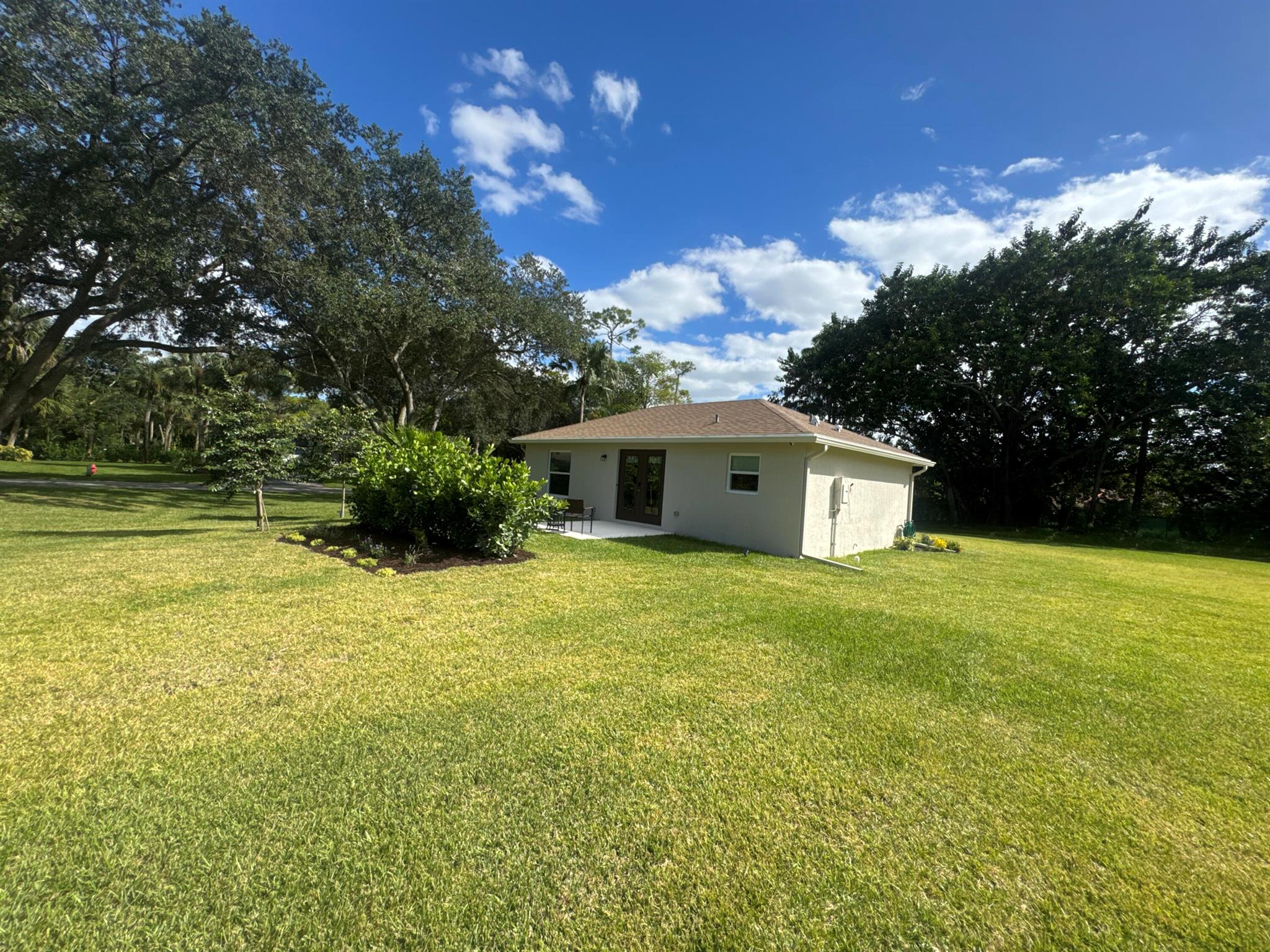 PINEWOOD EAST OF WELLINGT - Residential Lease