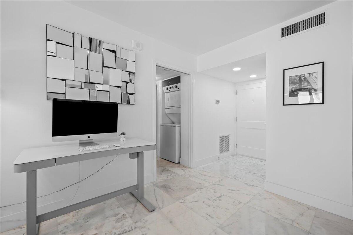 OCEANTREE CONDO - Residential Lease