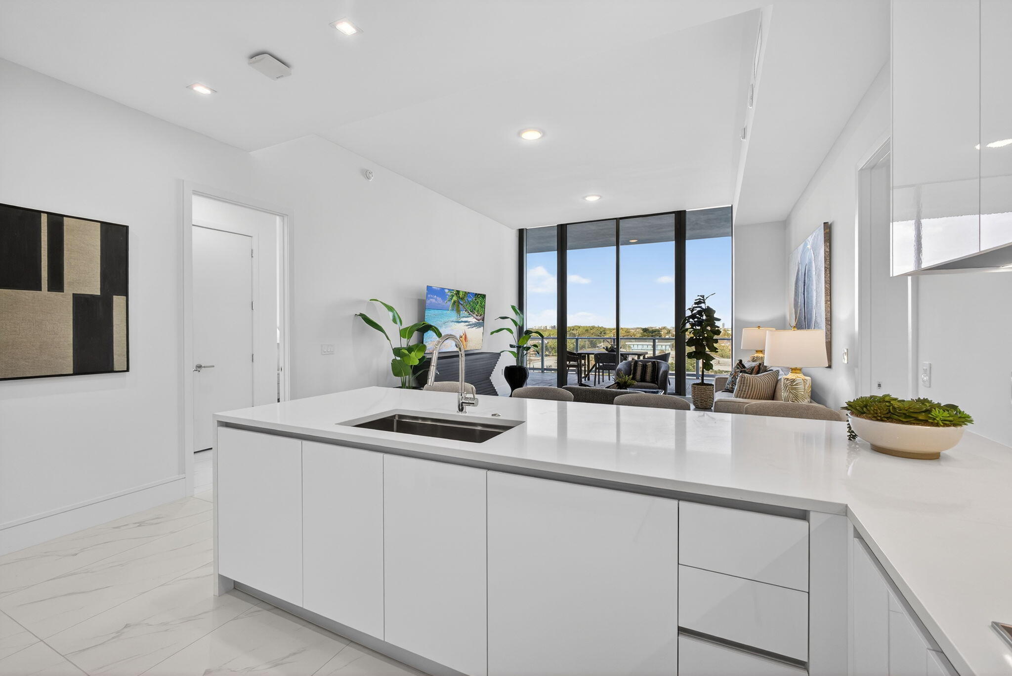 NAUTILUS 220 CONDO - Residential