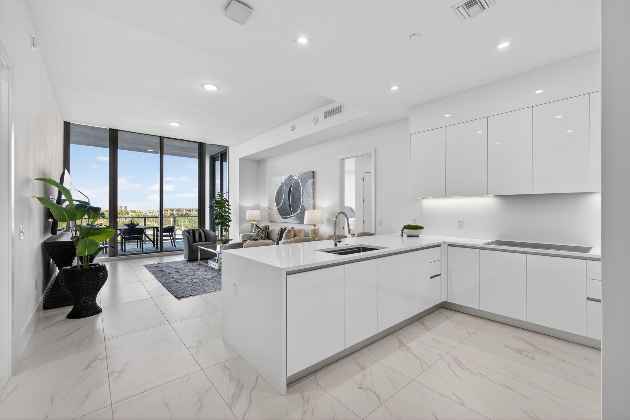 NAUTILUS 220 CONDO - Residential