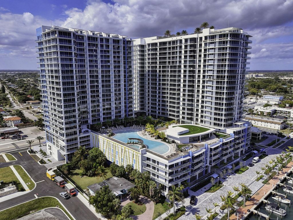 Photo of 220 Lake Shore Drive #609, West Palm Beach, FL 33403 (MLS # R11165089)