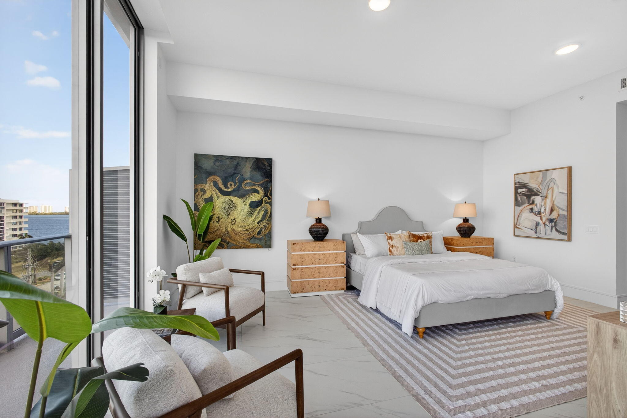 NAUTILUS 220 CONDO - Residential