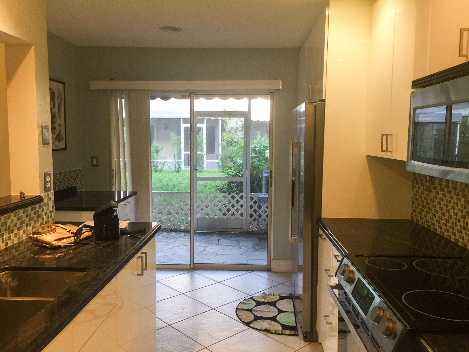 5051 Pointe Emerald Lane 5051