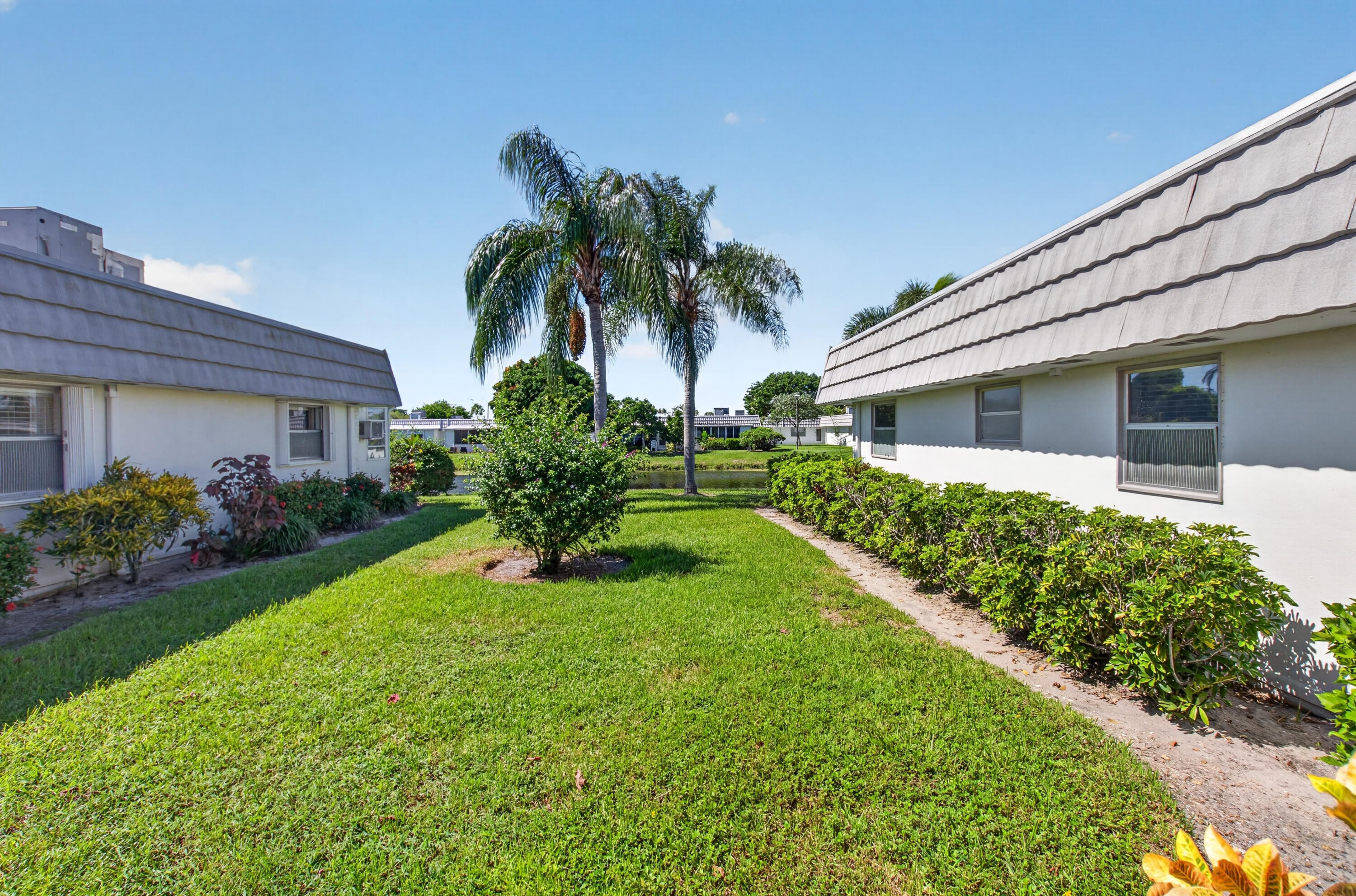 152 VALENCIA G Boulevard