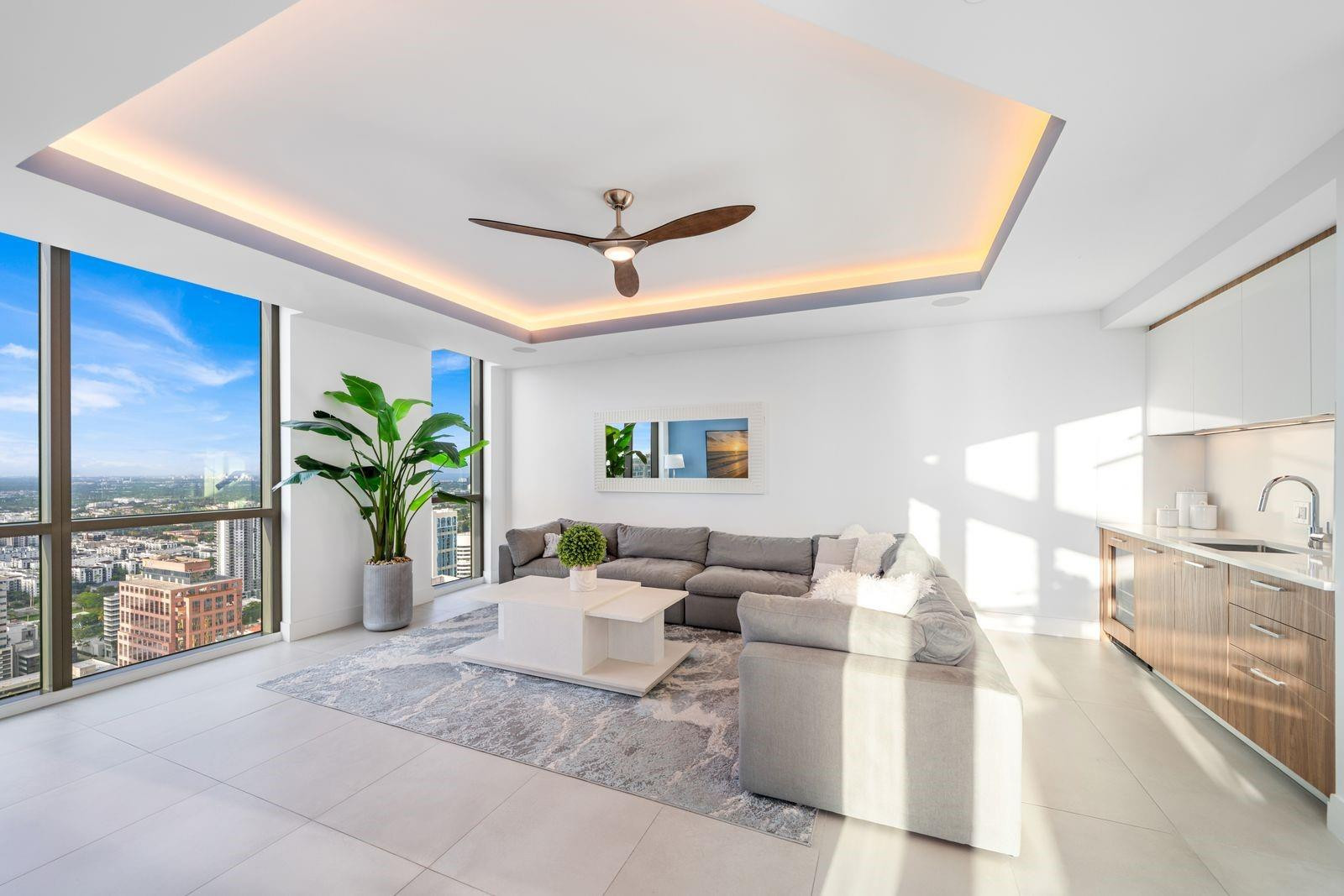 100 Las Olas Condo - Residential