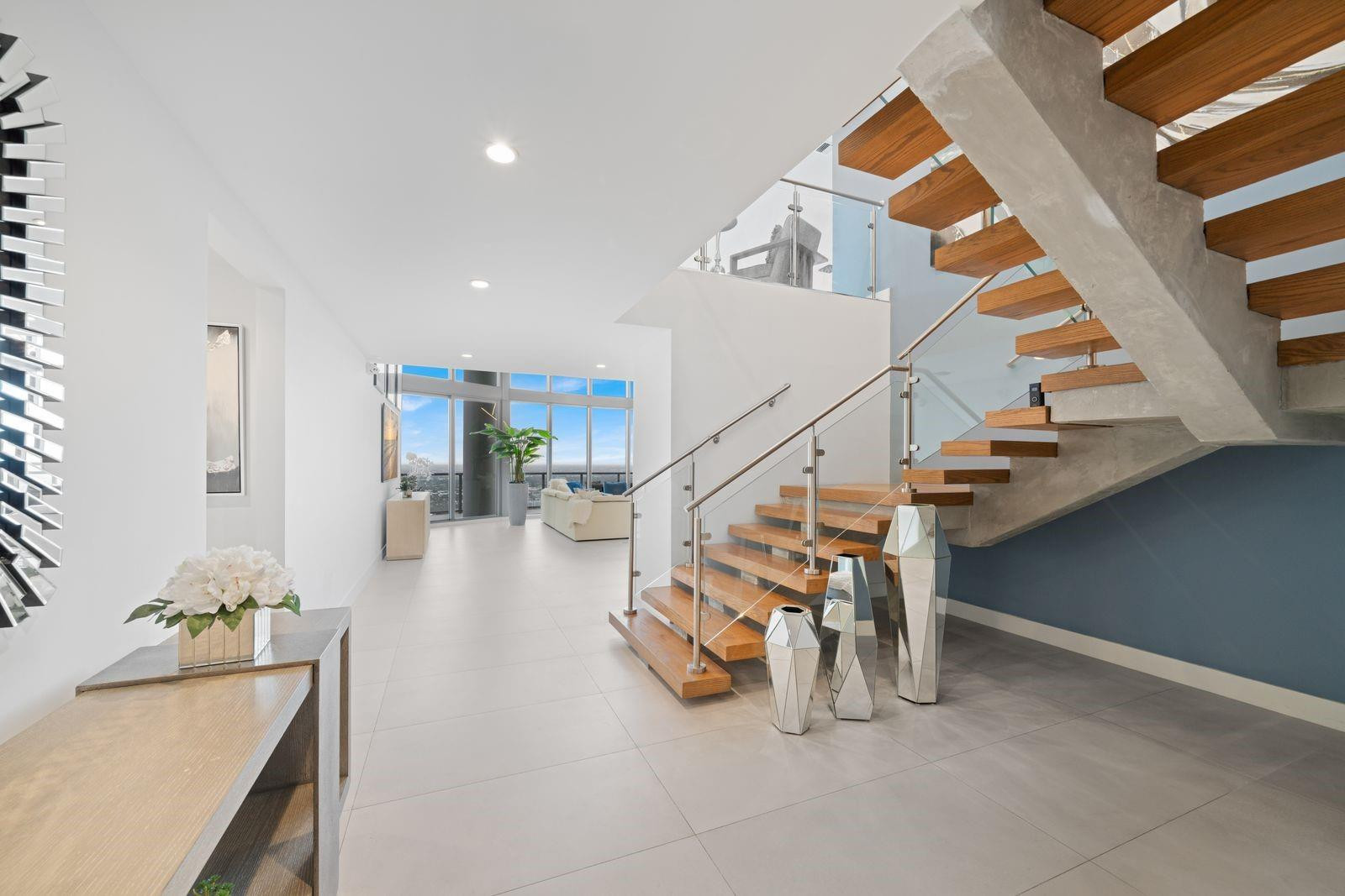 100 Las Olas Condo - Residential