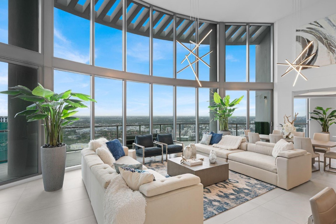 100 Las Olas Condo - Residential
