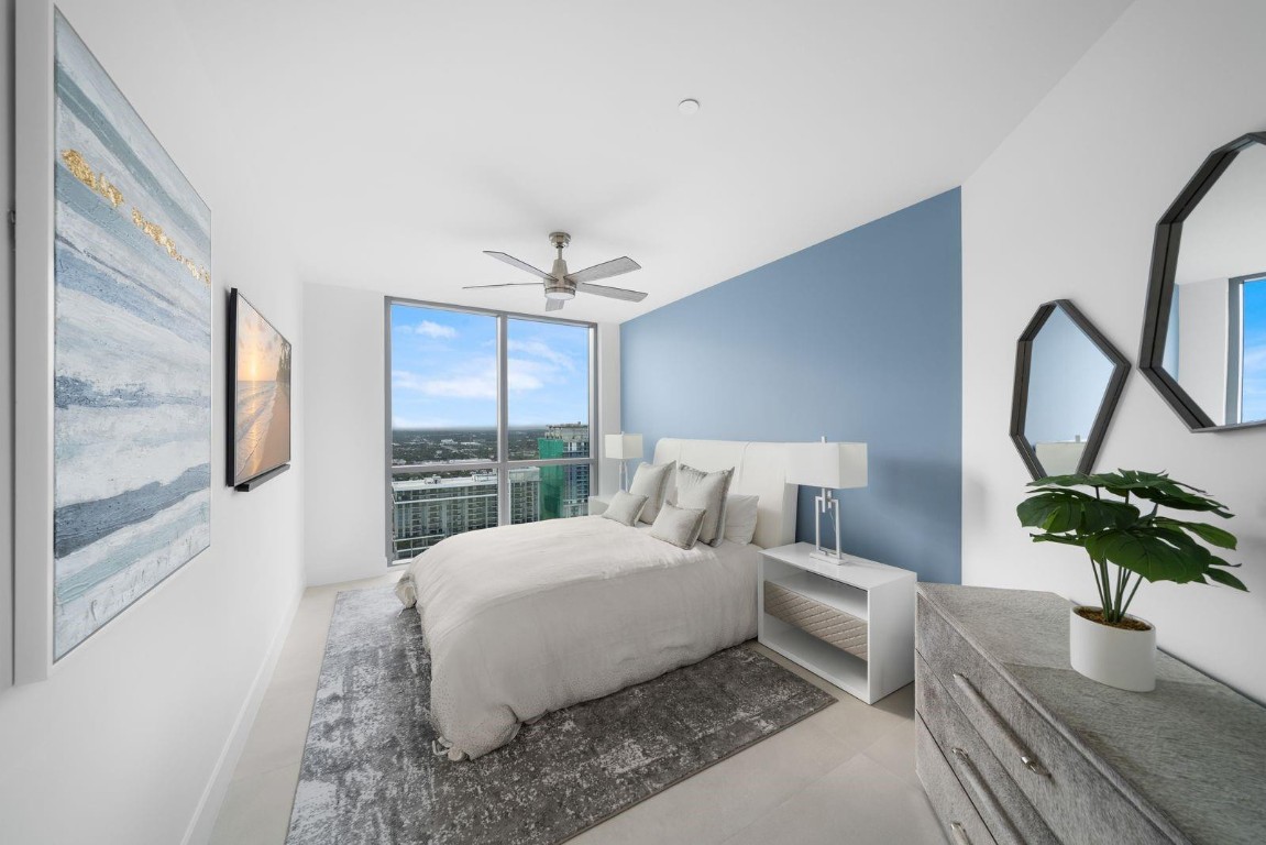 100 Las Olas Condo - Residential