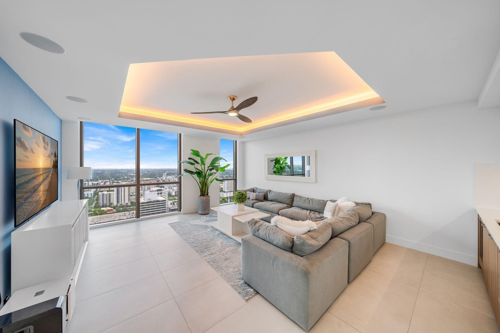 100 Las Olas Condo - Residential