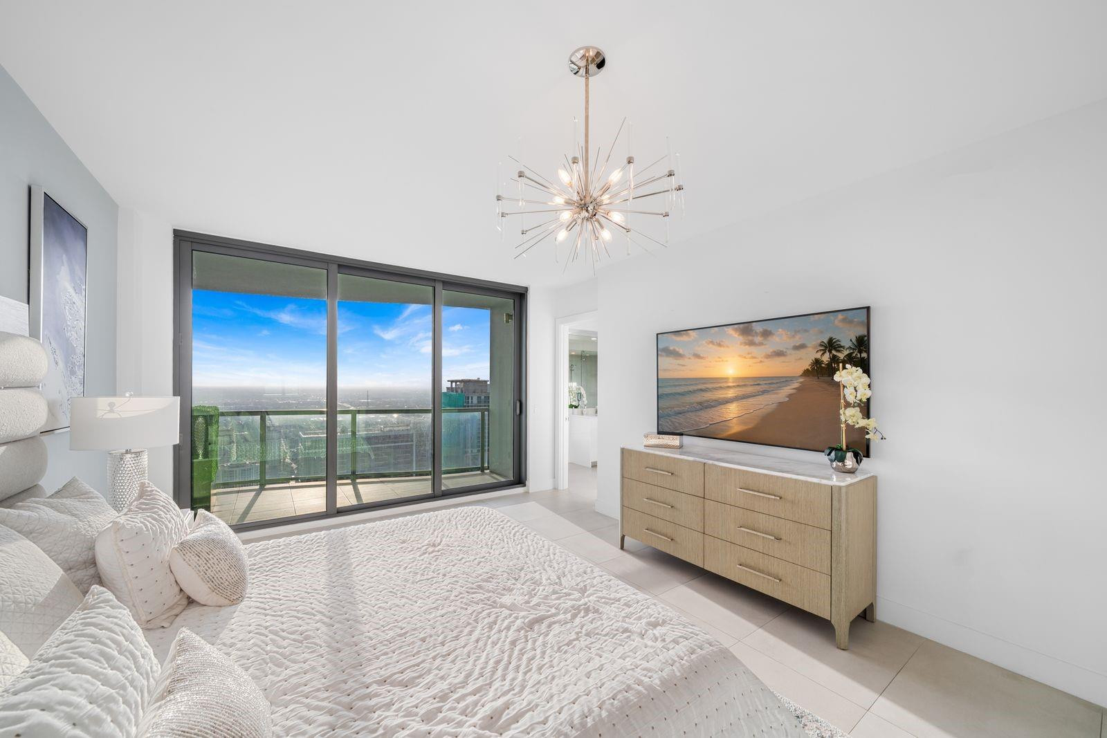 100 Las Olas Condo - Residential