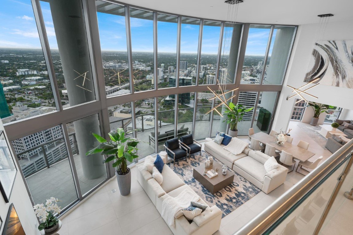 100 Las Olas Condo - Residential