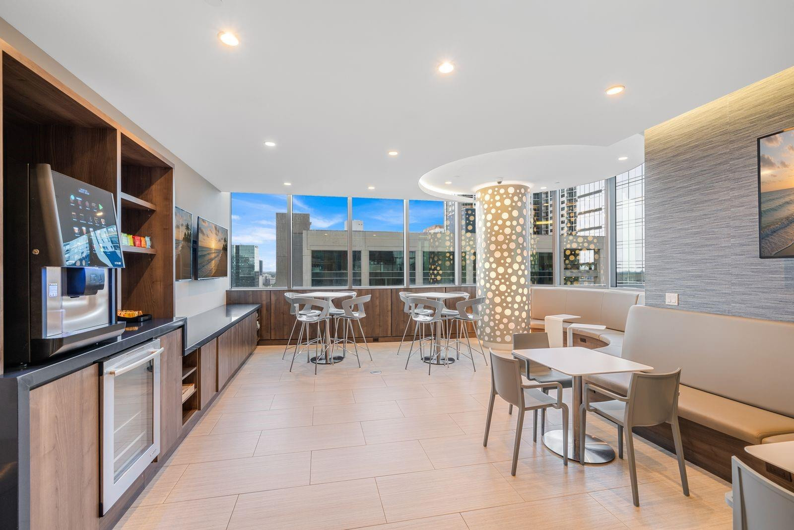 100 Las Olas Condo - Residential