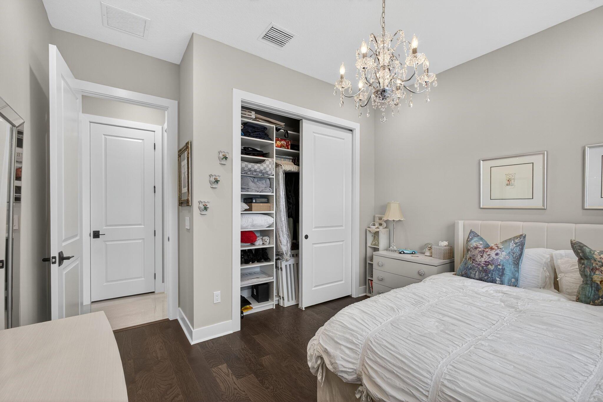 CRESSWIND PALM BEACH - Residential