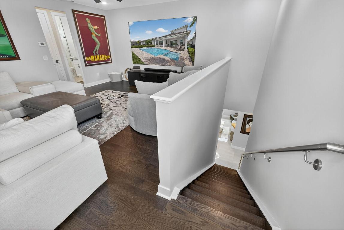 CRESSWIND PALM BEACH - Residential