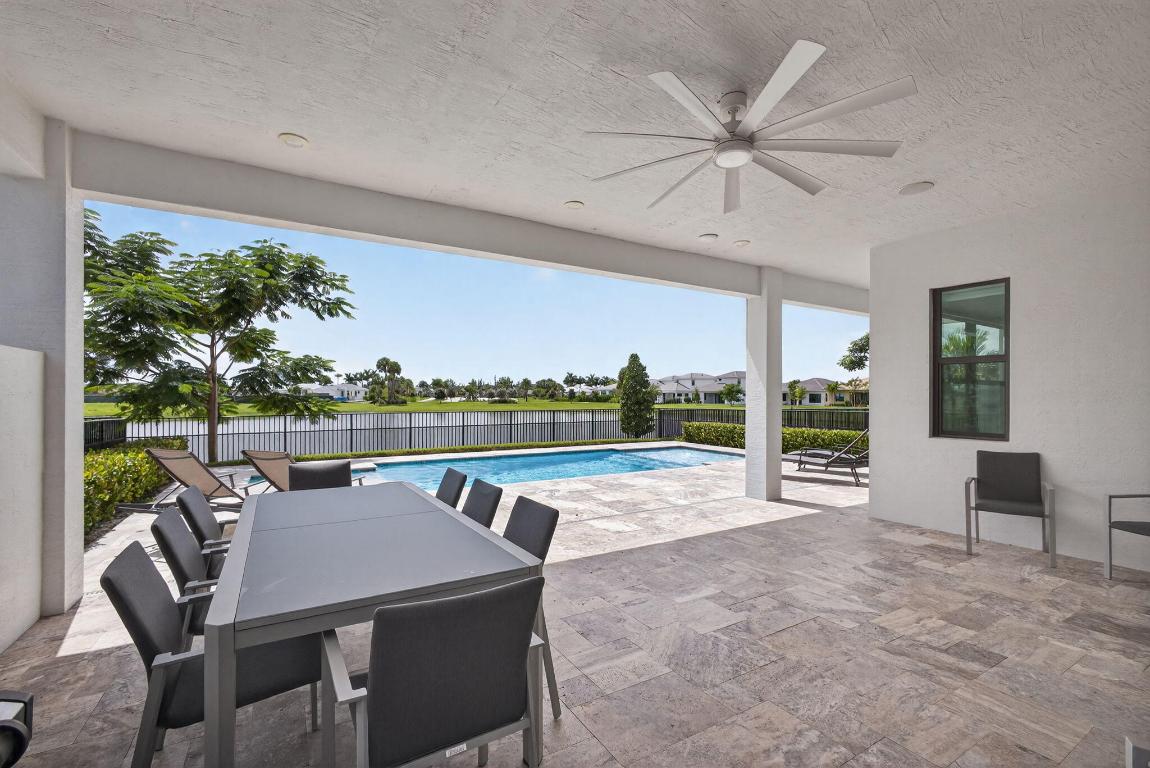 CRESSWIND PALM BEACH - Residential