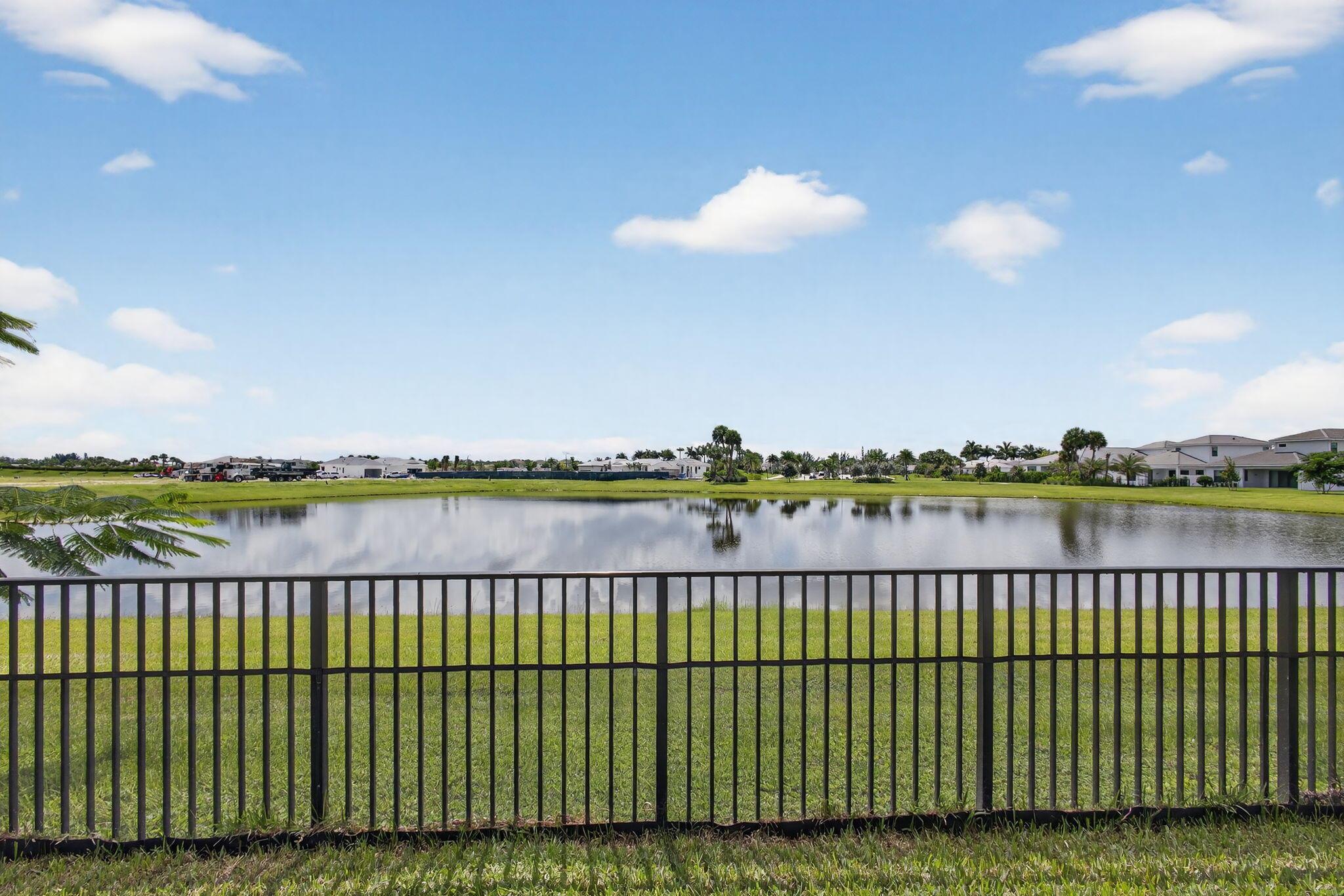 CRESSWIND PALM BEACH - Residential