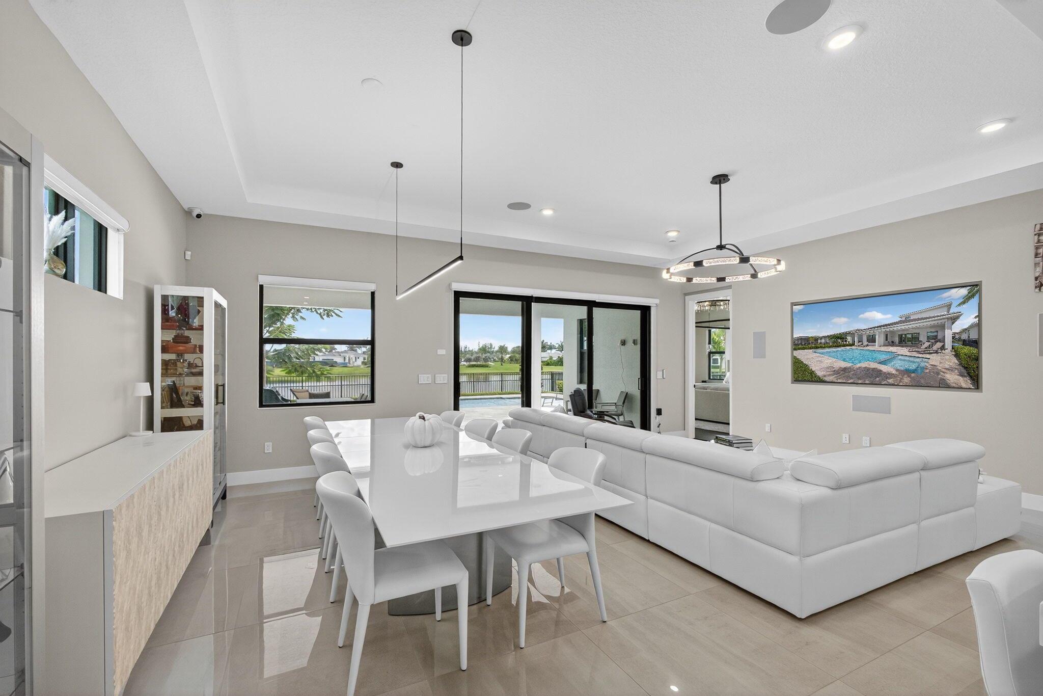 CRESSWIND PALM BEACH - Residential