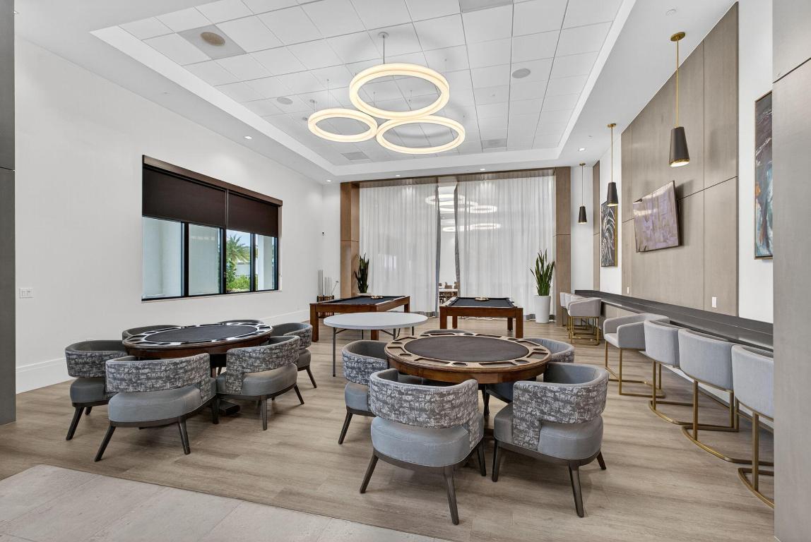 CRESSWIND PALM BEACH - Residential