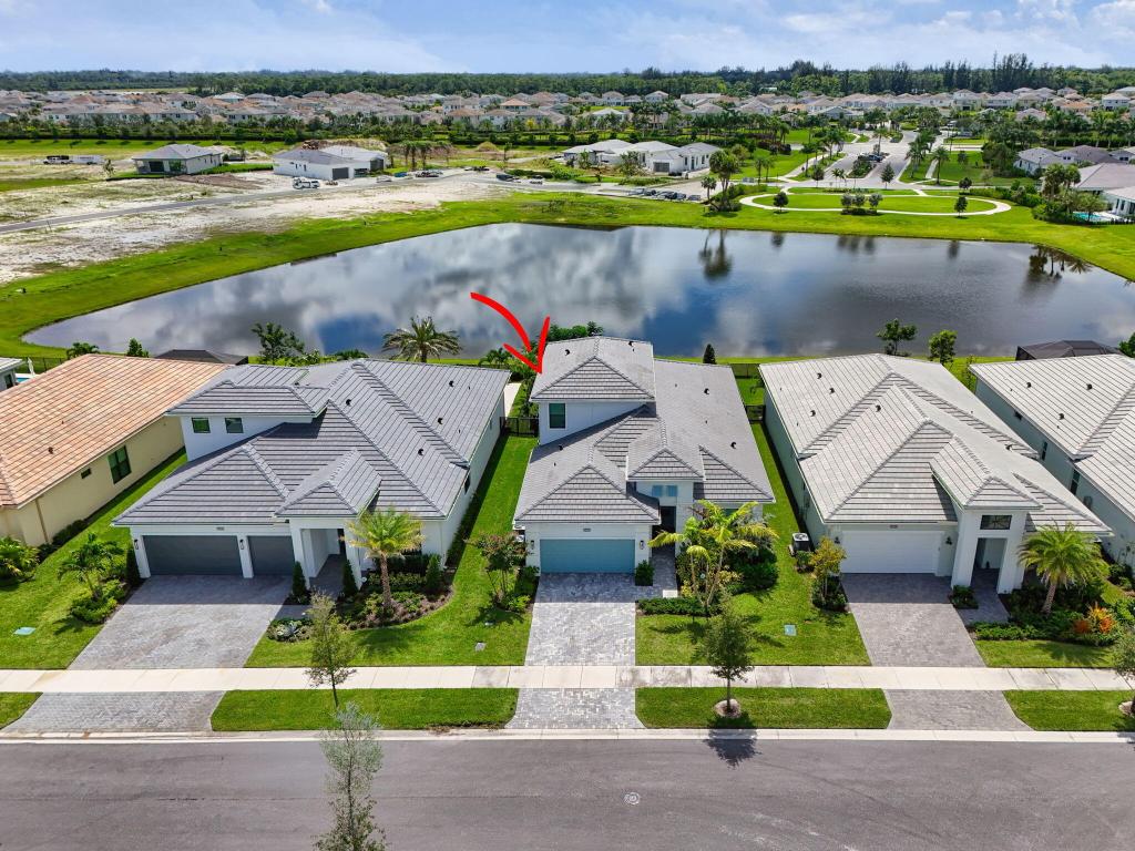 CRESSWIND PALM BEACH - Residential